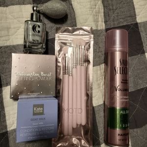Makeup bundle